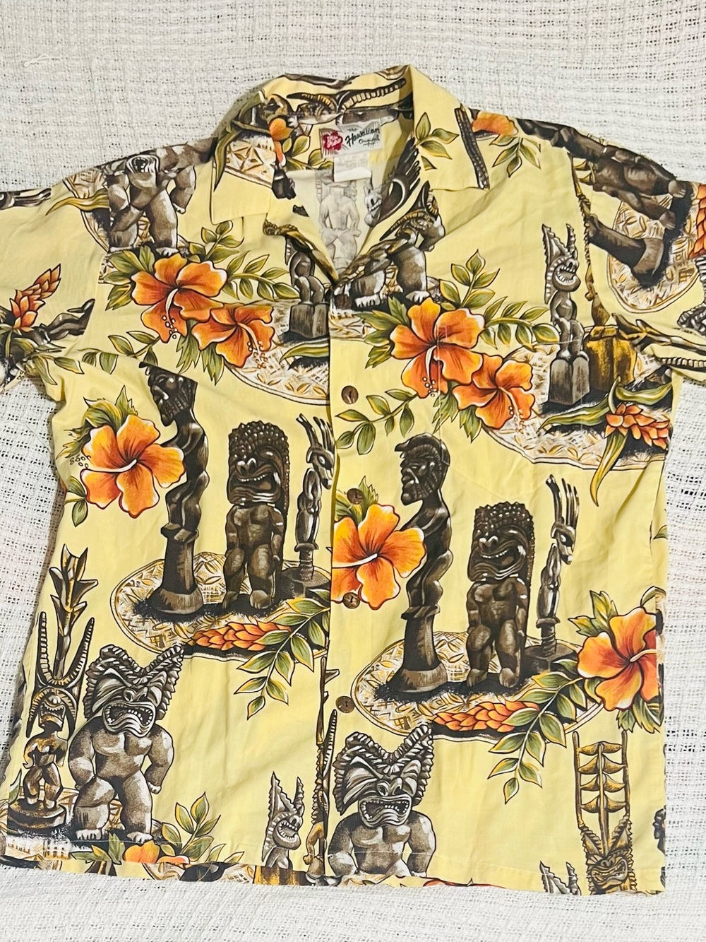 Hilo Hattie Yellow Hawaiian Tiki & Hibiscus Button-Down Shirt